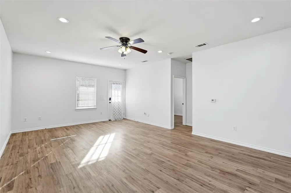 124 Chris Drive Rockwall, TX 75032
