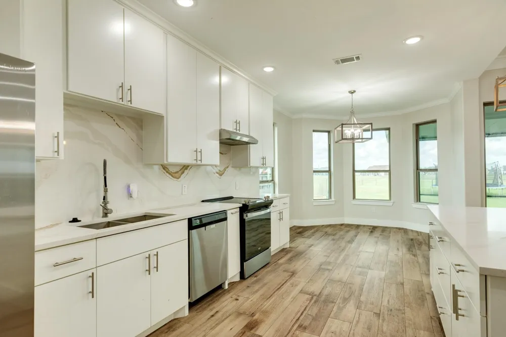 1428 Palomino Trail Angleton, TX 77515