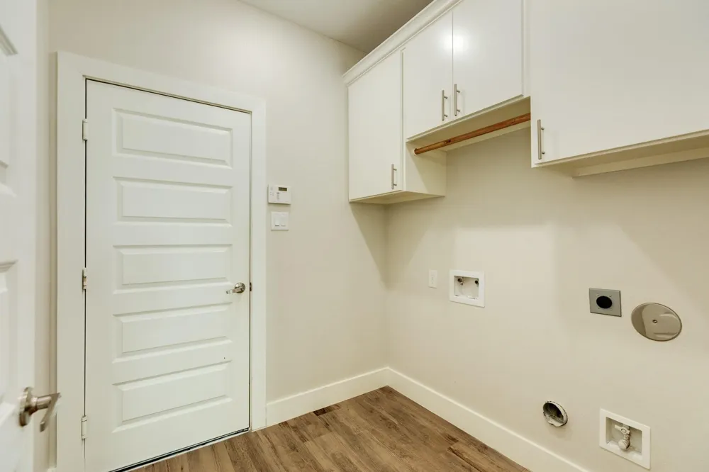 1428 Palomino Trail Angleton, TX 77515