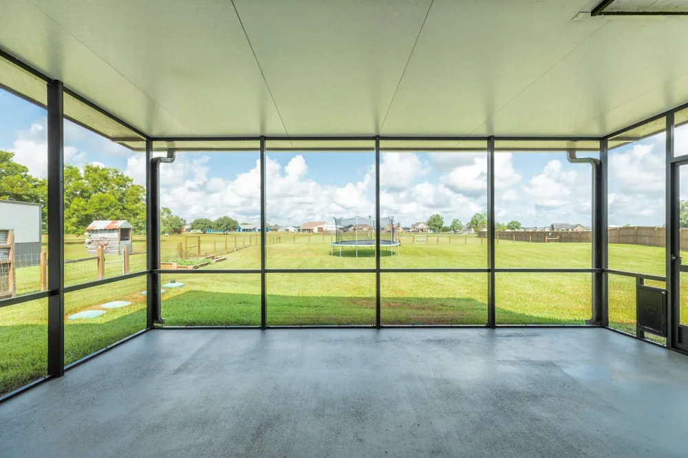 1428 Palomino Trail Angleton, TX 77515