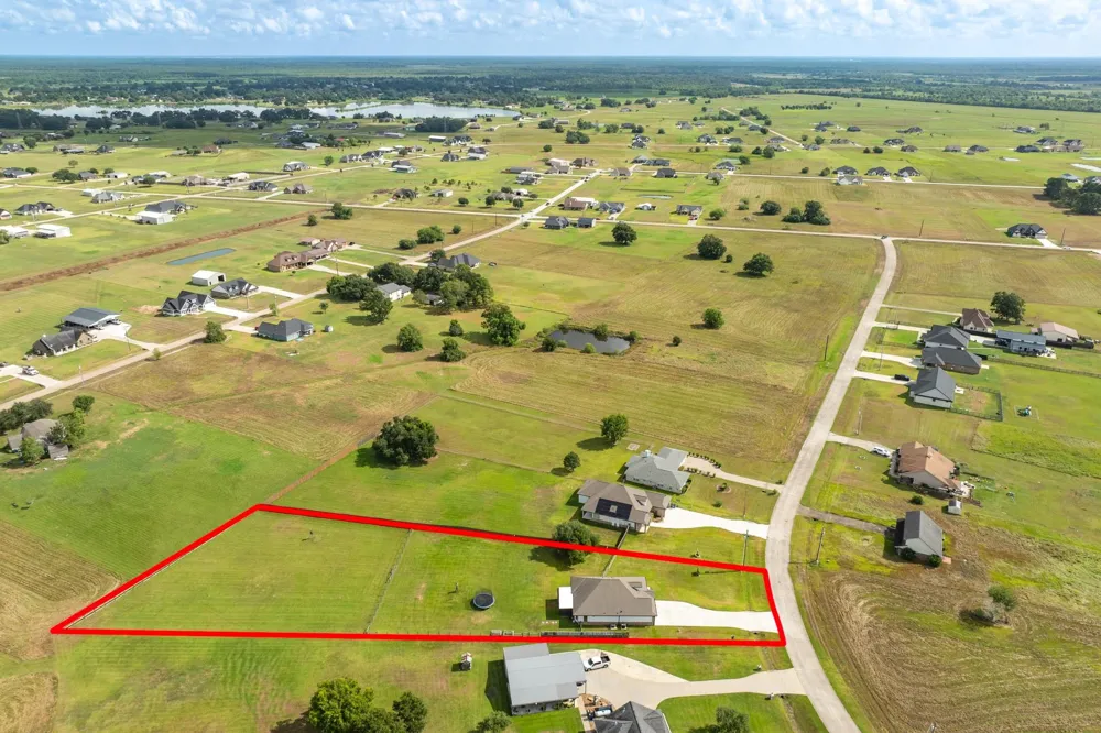1428 Palomino Trail Angleton, TX 77515