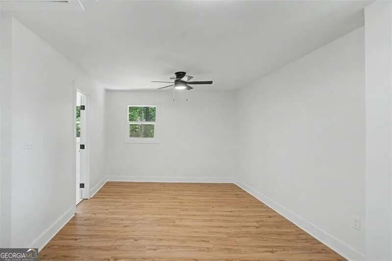 1741 Lucy DR NW Kennesaw, GA 30152