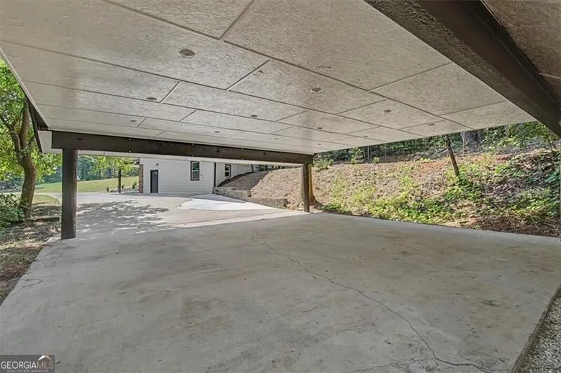 1741 Lucy DR NW Kennesaw, GA 30152