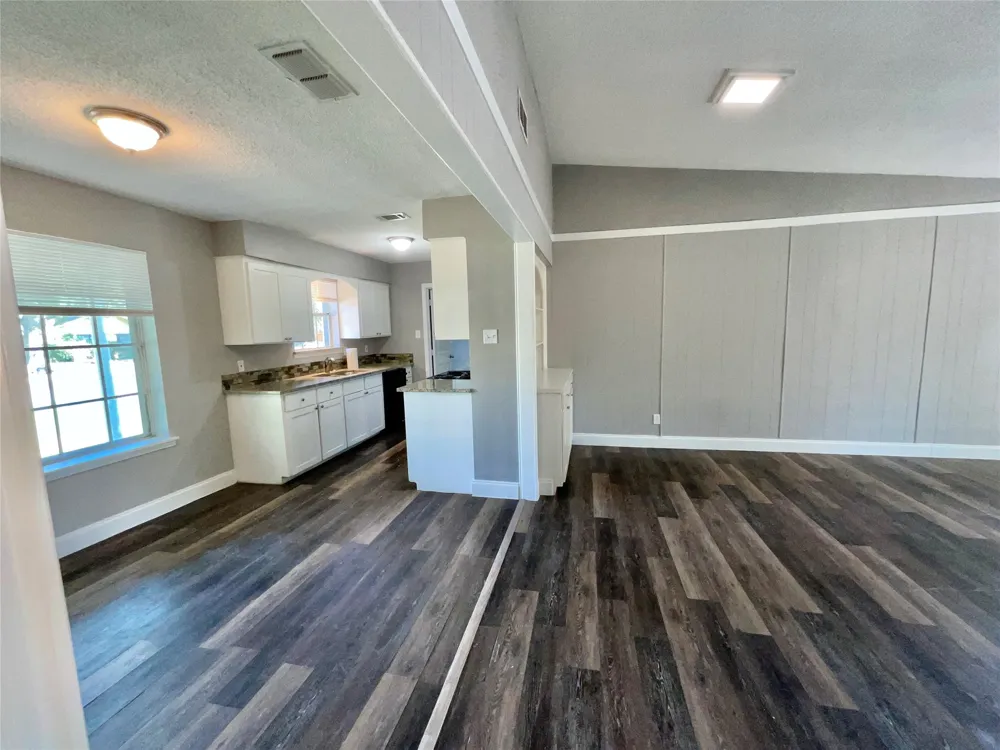 3008 Arapaho Road Commerce, TX 75428