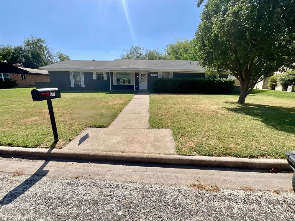 3008 Arapaho Road Commerce, TX 75428