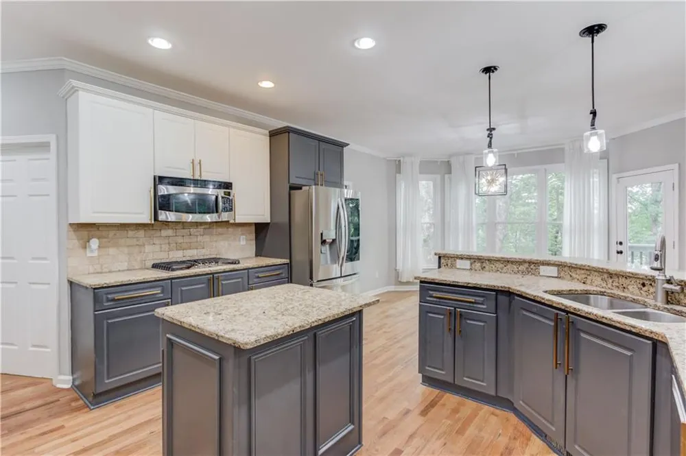 1920 Woods River Lane Duluth, GA 30097