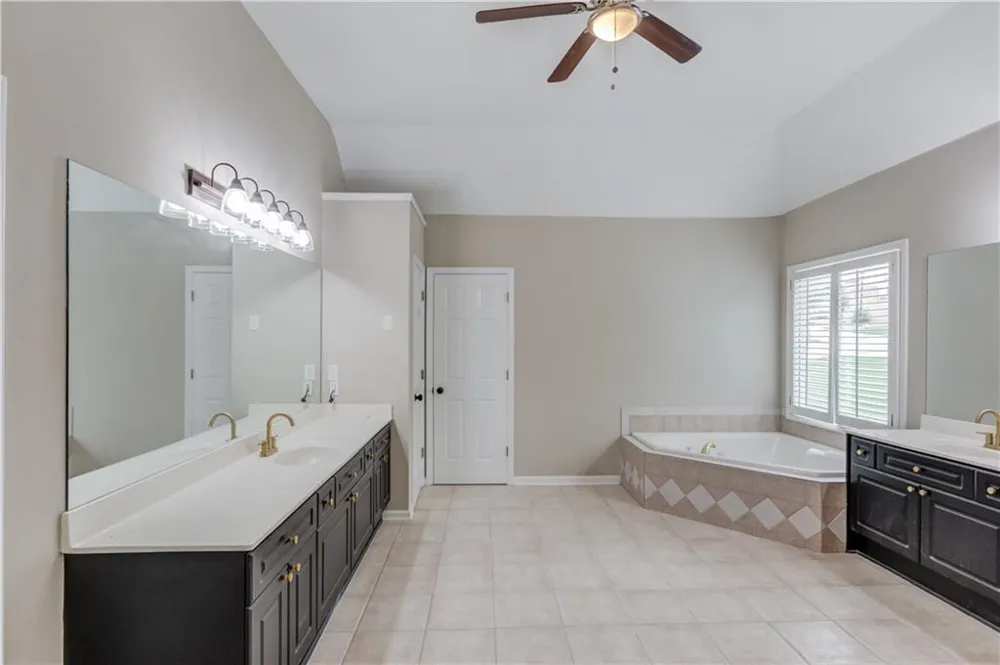 1920 Woods River Lane Duluth, GA 30097