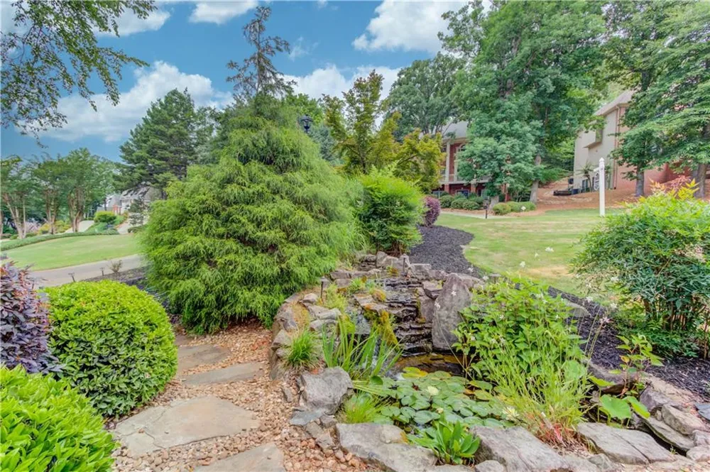 1920 Woods River Lane Duluth, GA 30097
