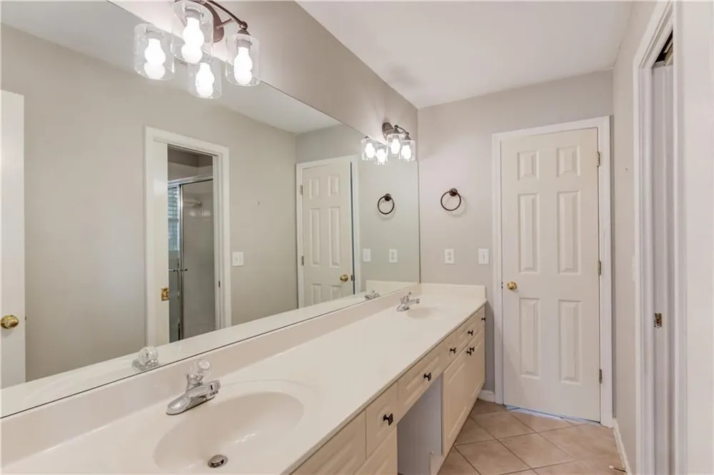 1920 Woods River Lane Duluth, GA 30097