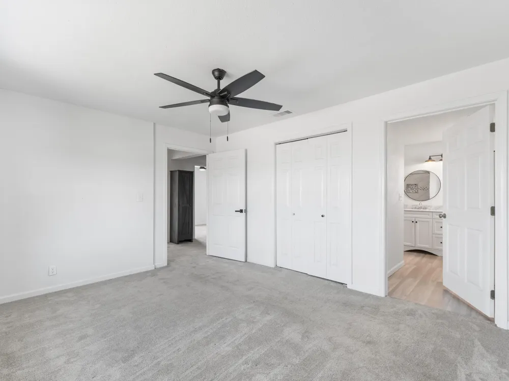 2749 W Bayshore Drive Palacios, TX 77465
