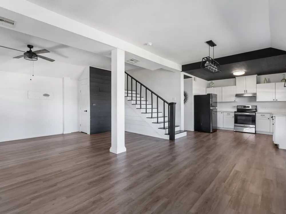 2749 W Bayshore Drive Palacios, TX 77465