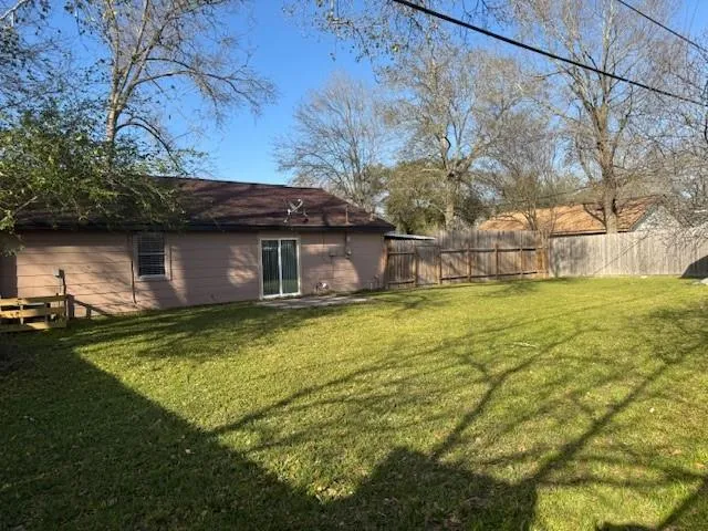 119 Anna Street Tomball, TX 77375