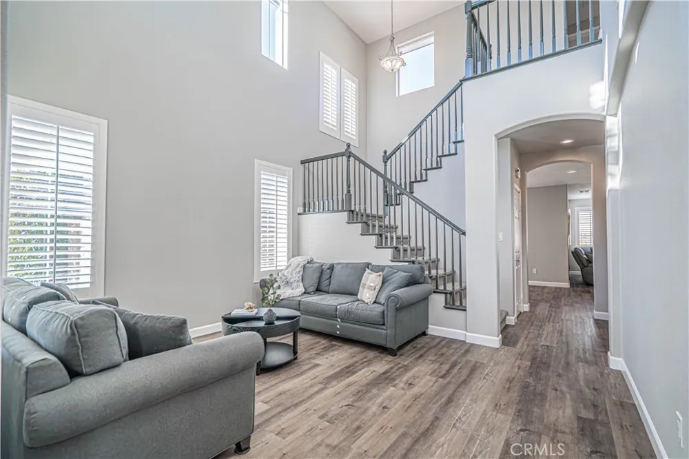 23921 Brio Court Valencia, CA 91354