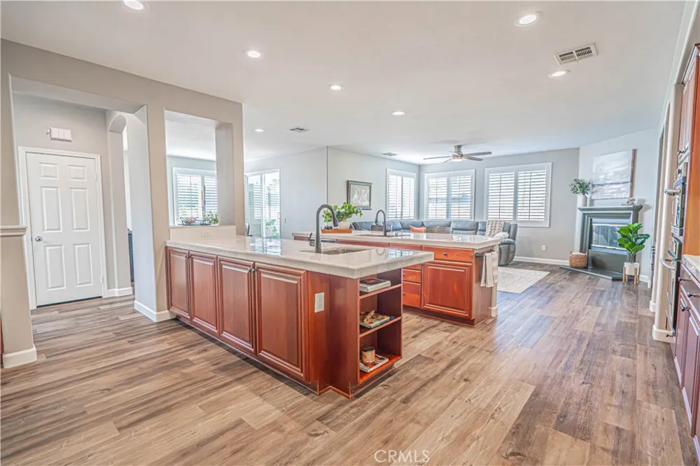 23921 Brio Court Valencia, CA 91354