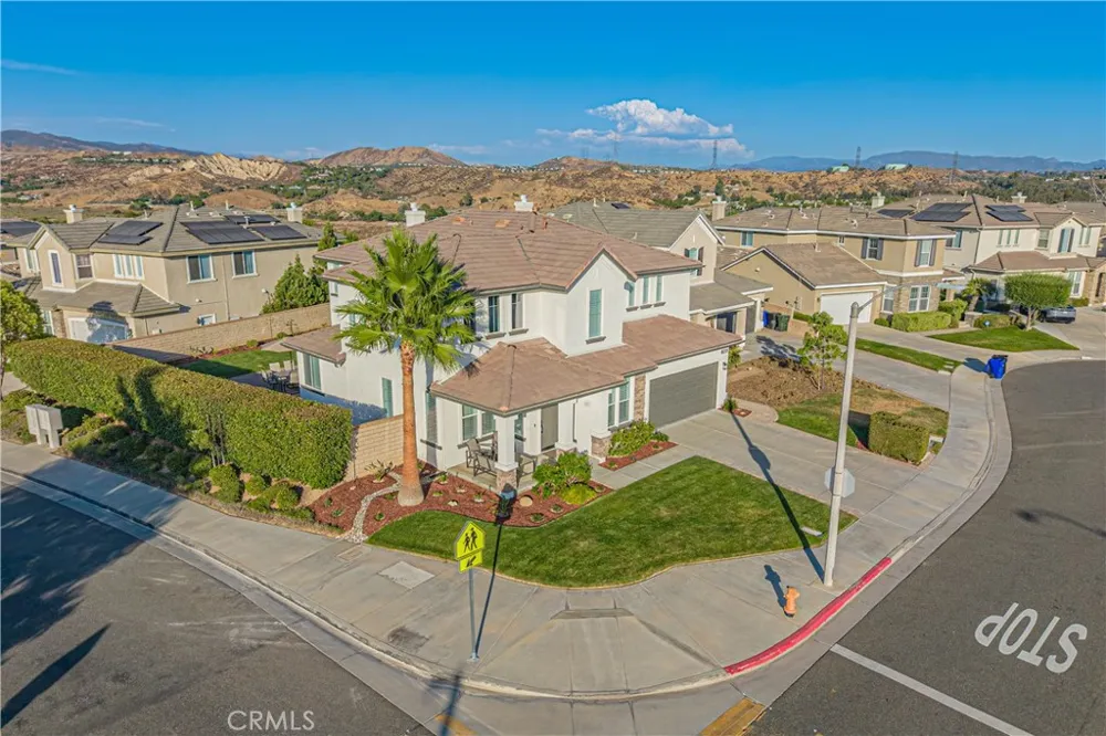 23921 Brio Court Valencia, CA 91354