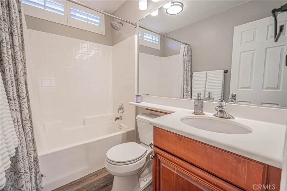 23921 Brio Court Valencia, CA 91354