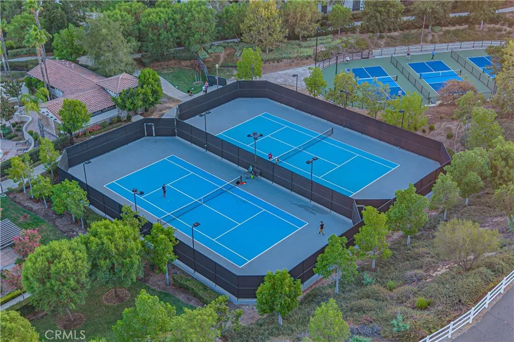23921 Brio Court Valencia, CA 91354