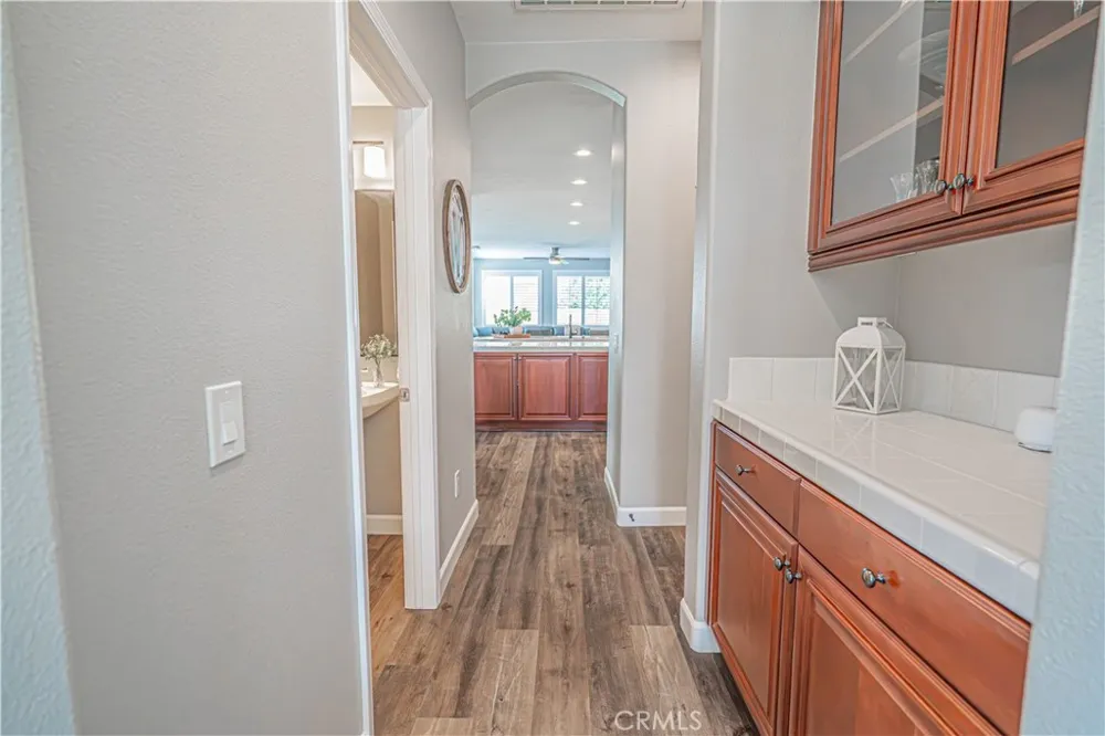 23921 Brio Court Valencia, CA 91354