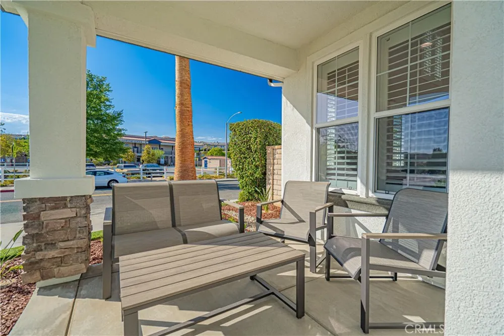 23921 Brio Court Valencia, CA 91354
