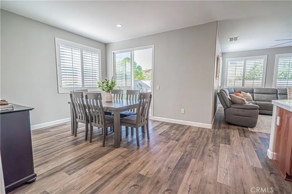 23921 Brio Court Valencia, CA 91354