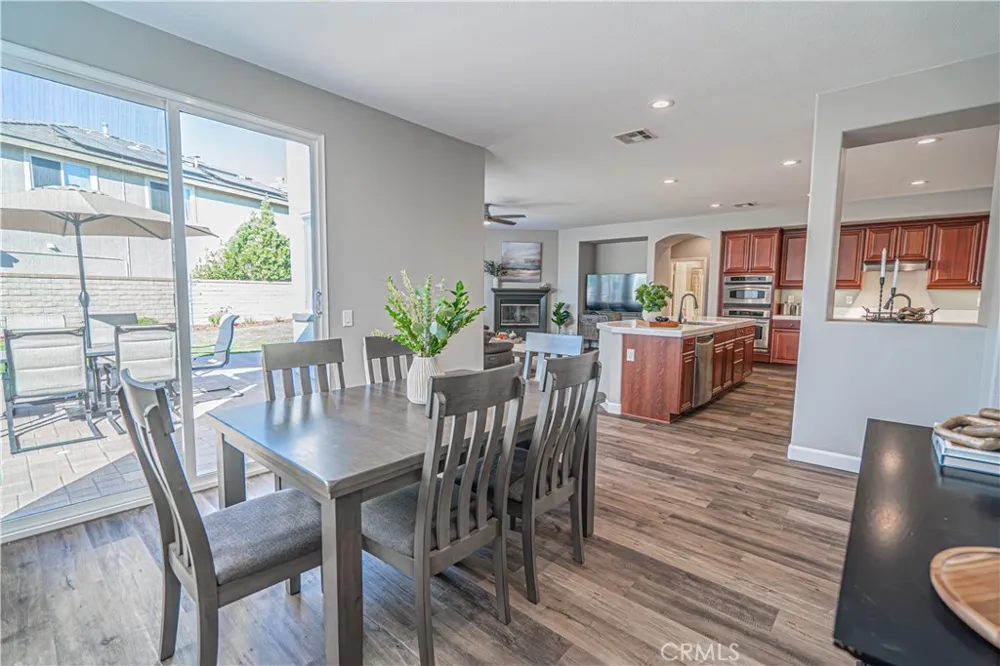 23921 Brio Court Valencia, CA 91354