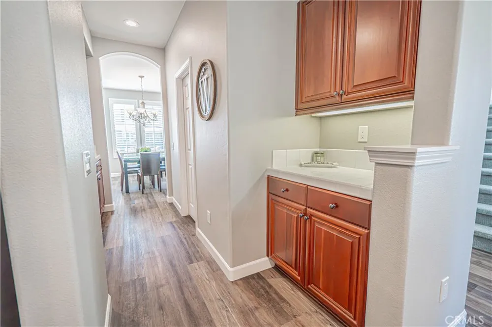 23921 Brio Court Valencia, CA 91354