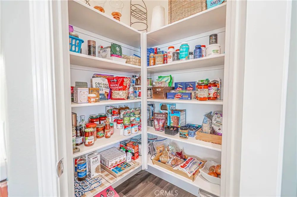 23921 Brio Court Valencia, CA 91354