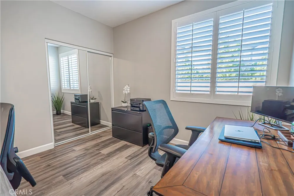 23921 Brio Court Valencia, CA 91354
