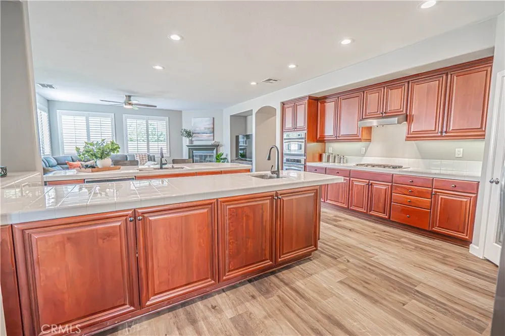 23921 Brio Court Valencia, CA 91354