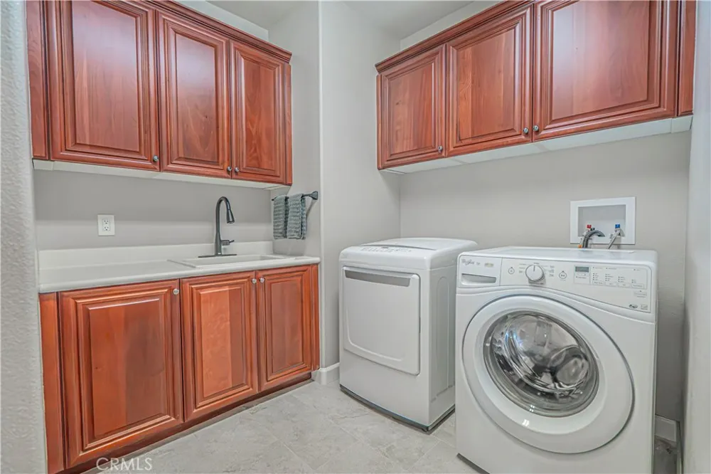 23921 Brio Court Valencia, CA 91354