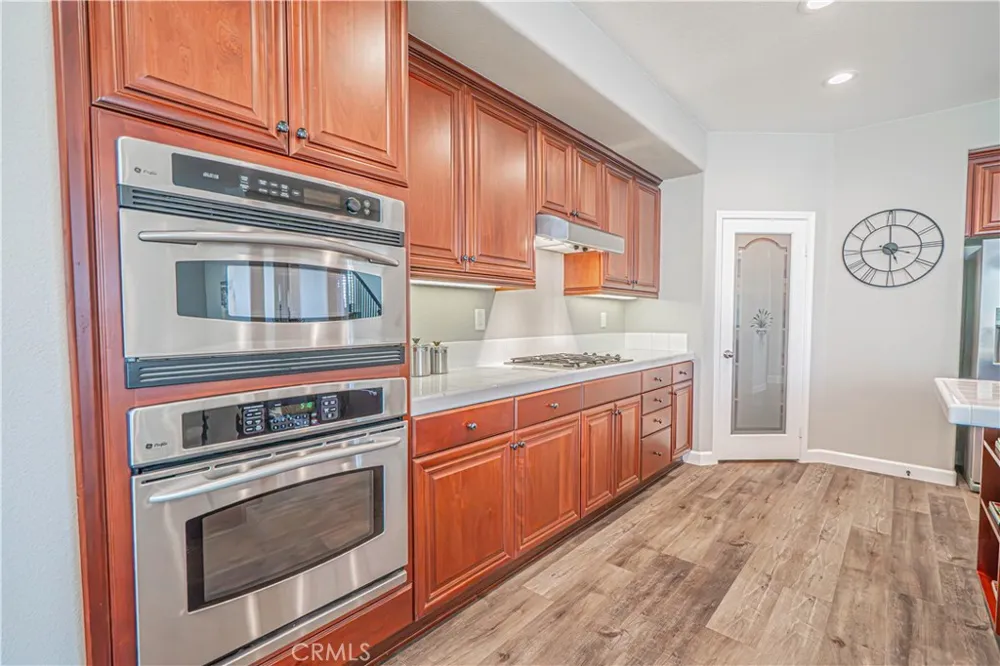 23921 Brio Court Valencia, CA 91354