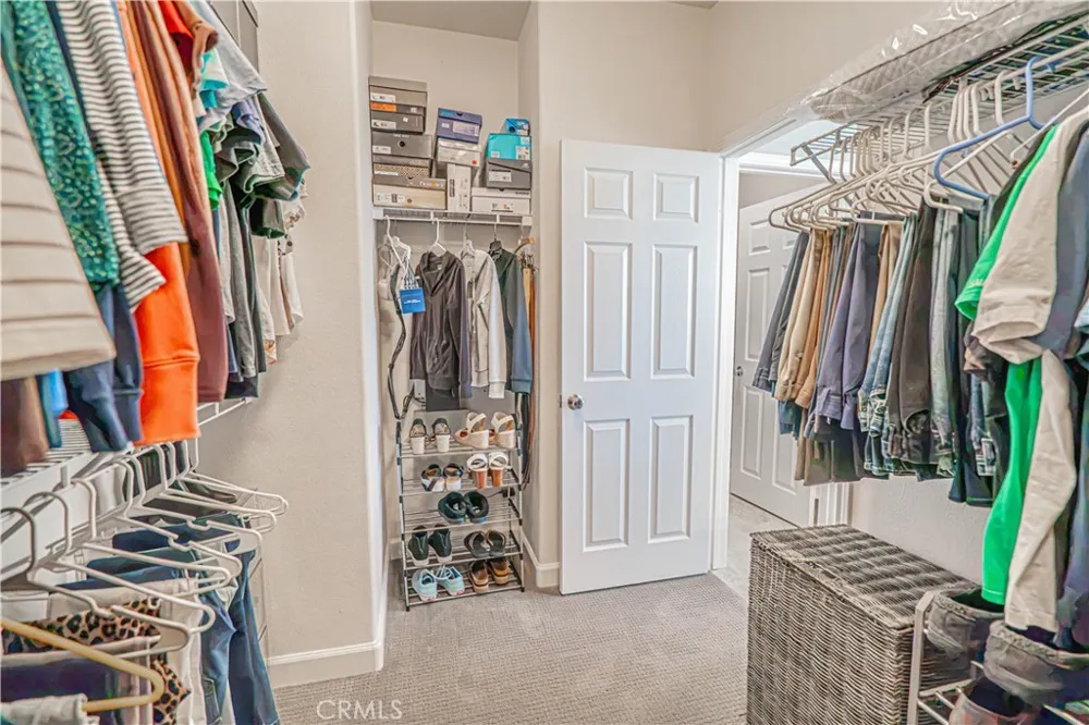 23921 Brio Court Valencia, CA 91354
