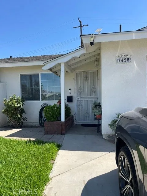 3455 La Ciotat Way Riverside, CA 92501