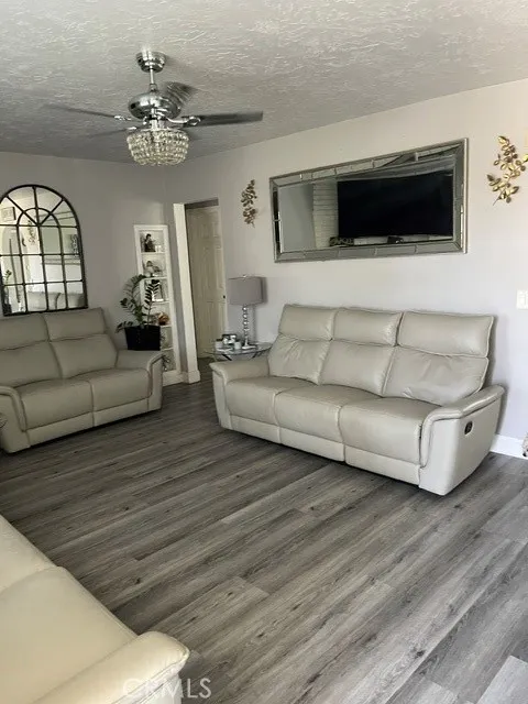 3455 La Ciotat Way Riverside, CA 92501