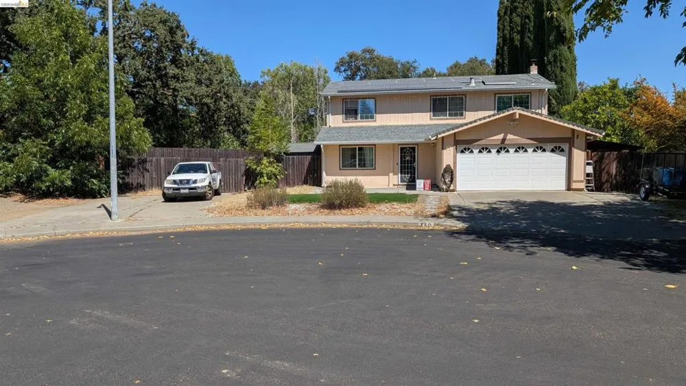 110 Sansome Ct Vacaville, CA 95687