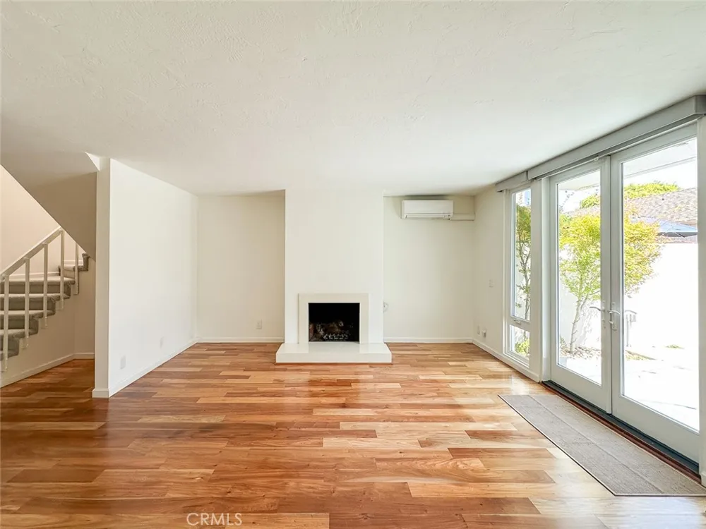 16492 Harbour Lane #32 Huntington Beach, CA 92649