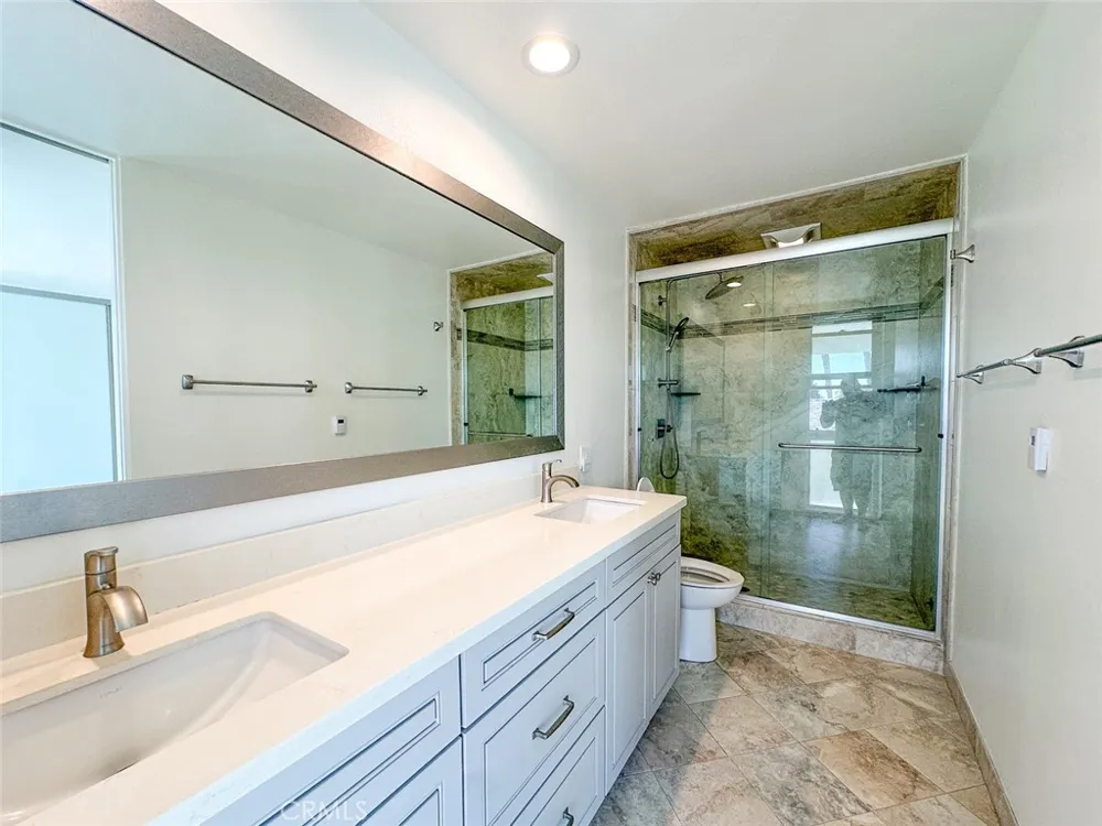 16492 Harbour Lane #32 Huntington Beach, CA 92649