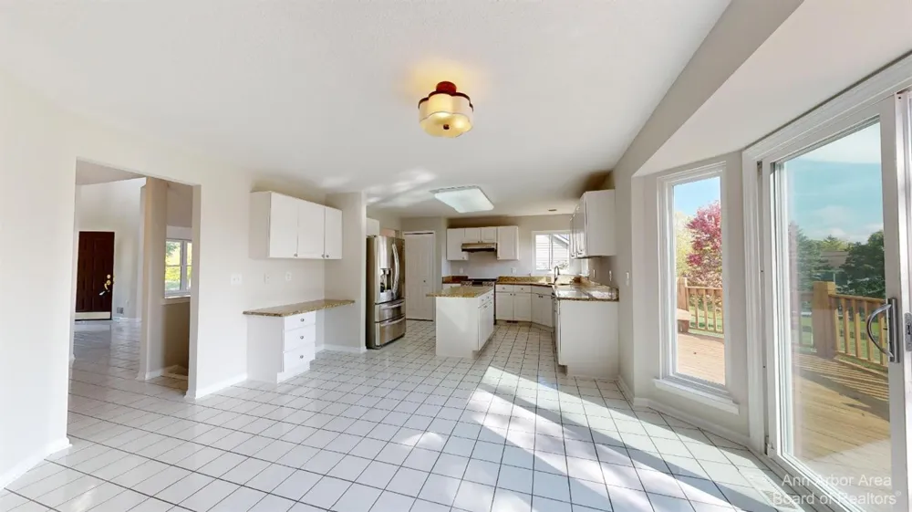 2844 Chaseway Court Ann Arbor, MI 48105
