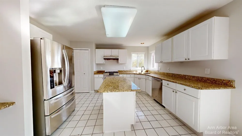 2844 Chaseway Court Ann Arbor, MI 48105
