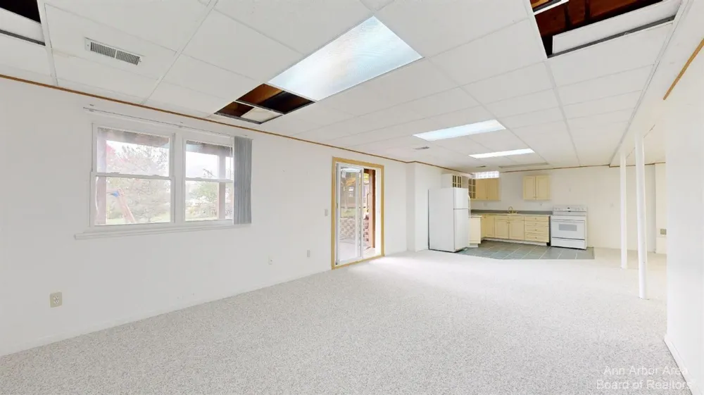 2844 Chaseway Court Ann Arbor, MI 48105