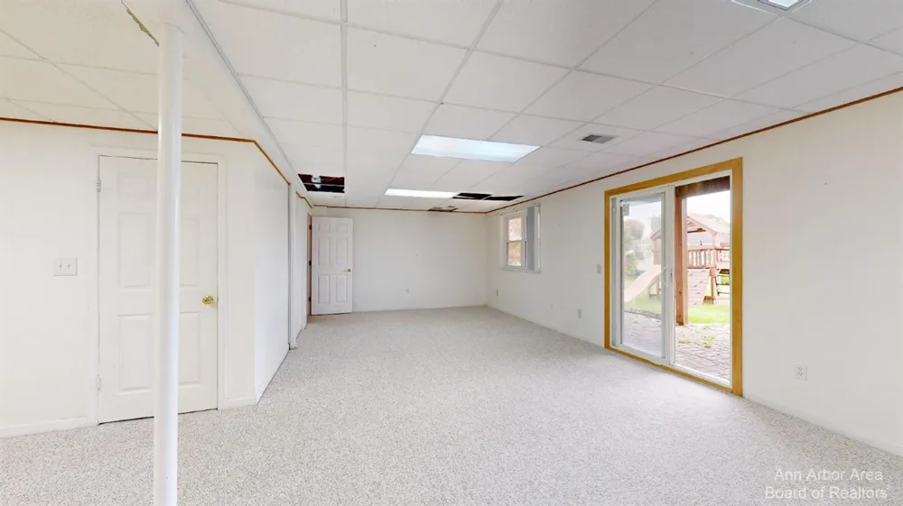 2844 Chaseway Court Ann Arbor, MI 48105