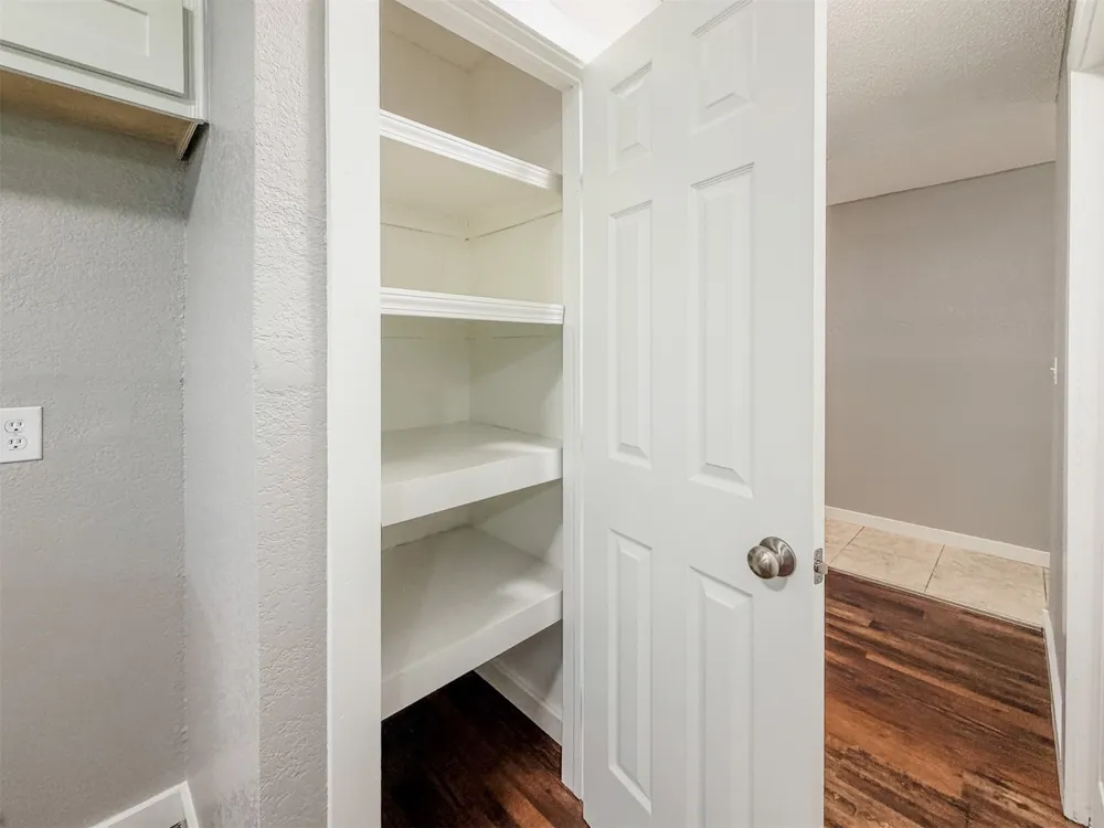 1819 Quail Run Muskogee, OK 74403