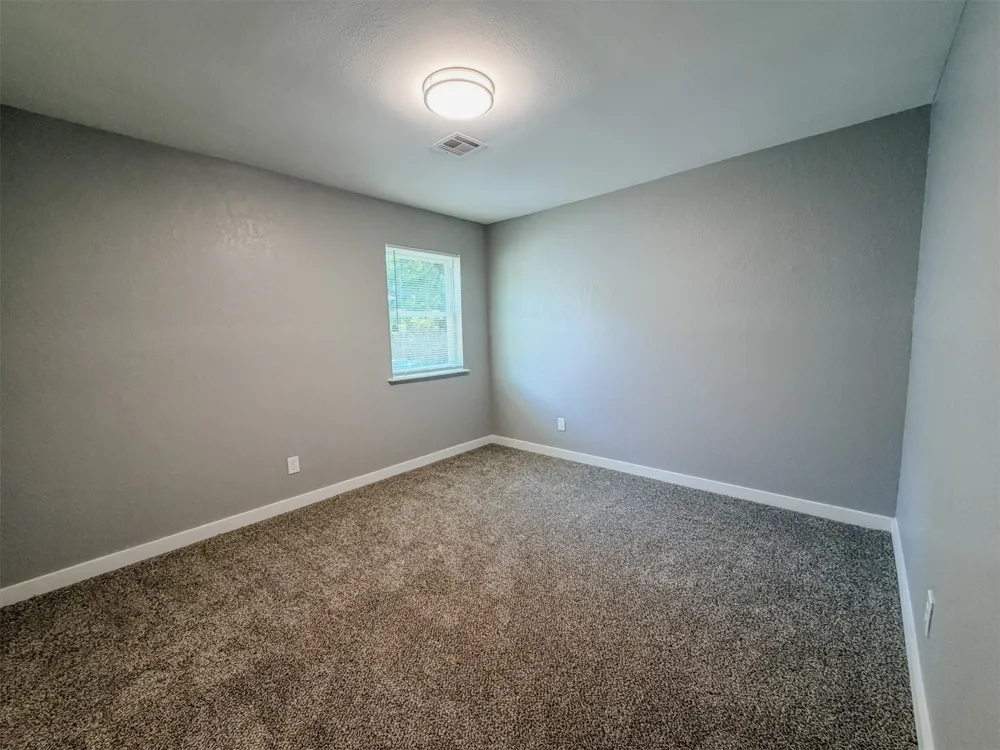 1819 Quail Run Muskogee, OK 74403