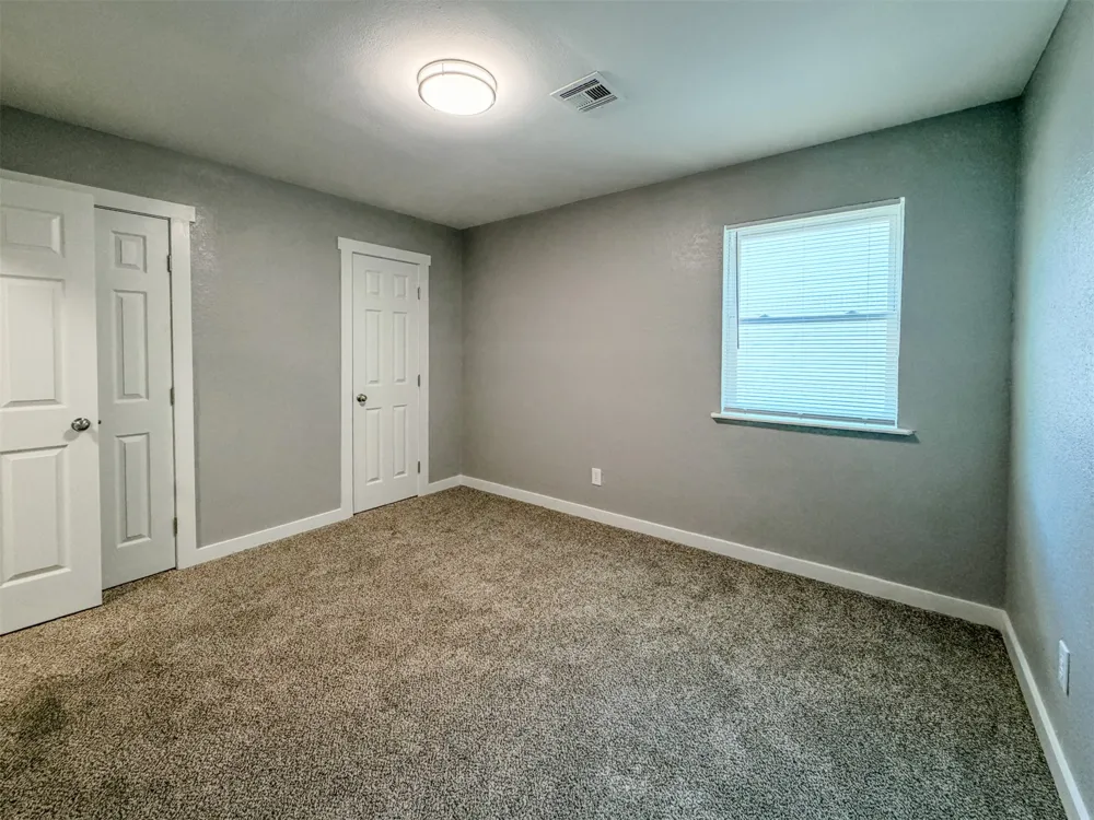 1819 Quail Run Muskogee, OK 74403
