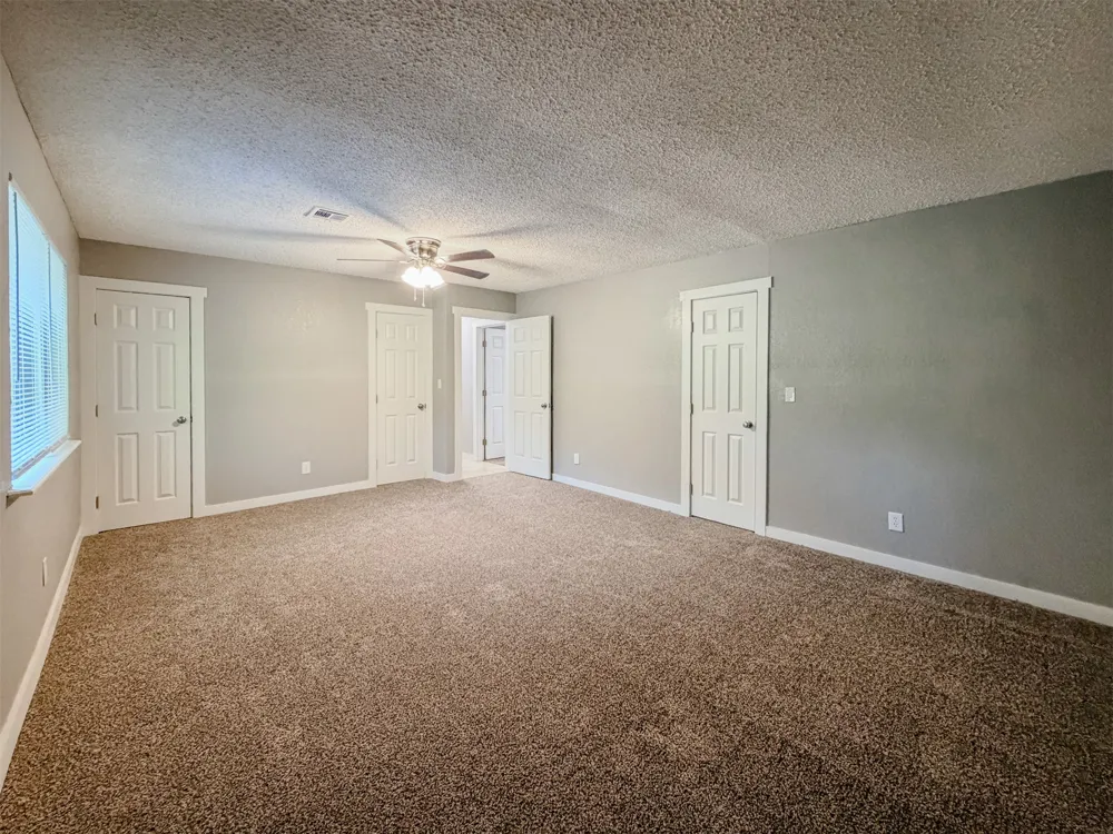 1819 Quail Run Muskogee, OK 74403