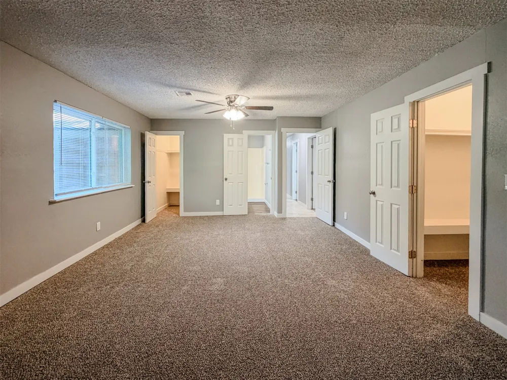 1819 Quail Run Muskogee, OK 74403