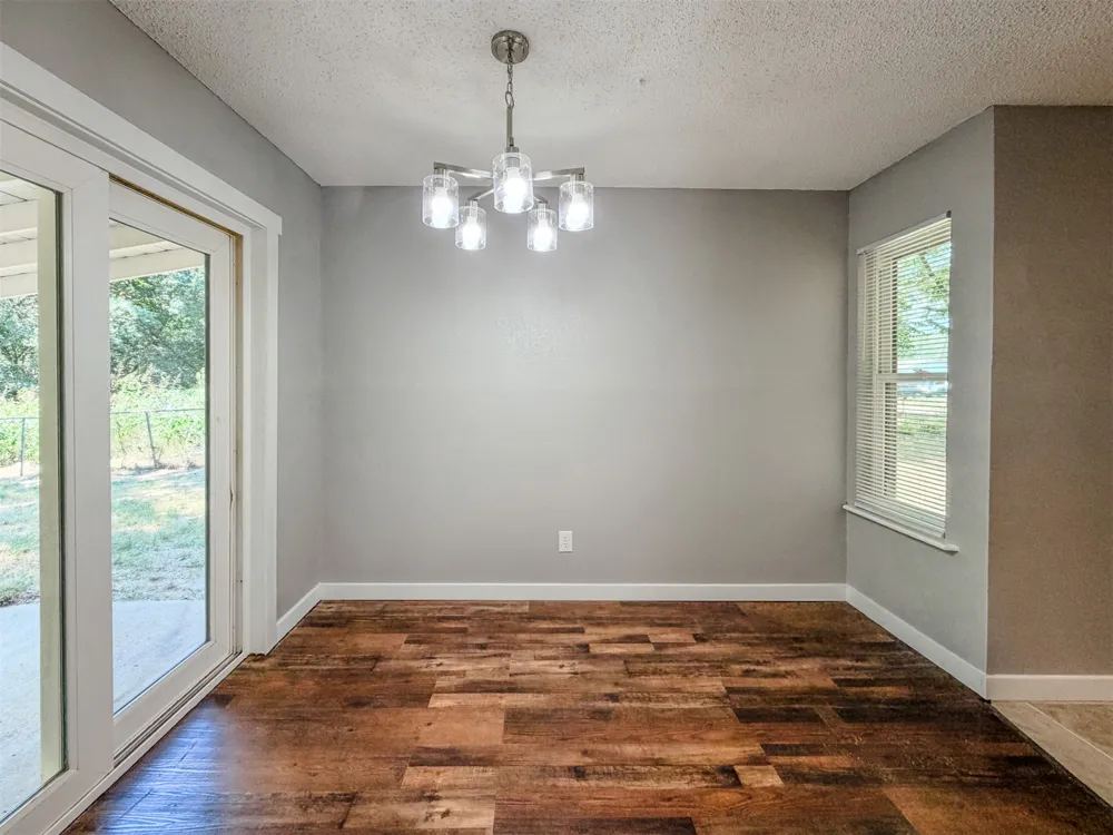 1819 Quail Run Muskogee, OK 74403