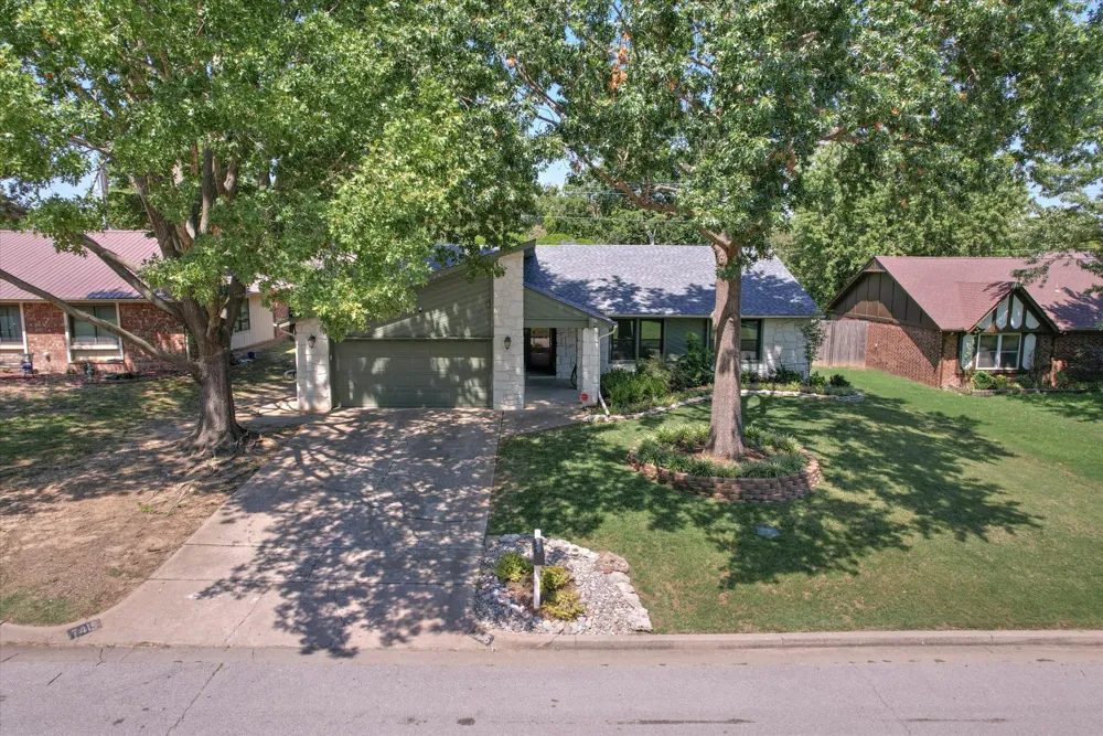 7415 E 77th Street Tulsa, OK 74133