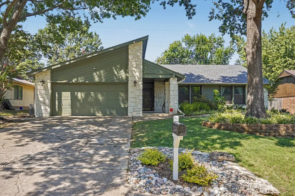 7415 E 77th Street Tulsa, OK 74133