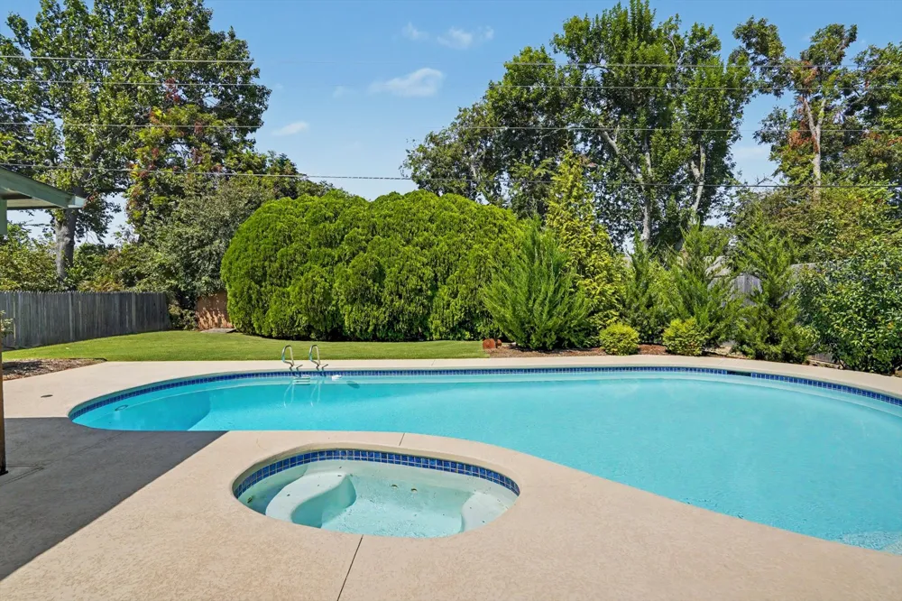 7415 E 77th Street Tulsa, OK 74133